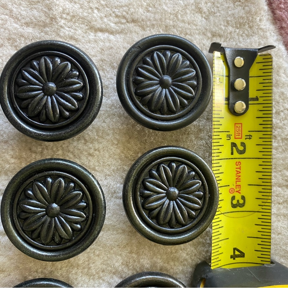 Cabinet drawer knobs - Picture 2 of 5